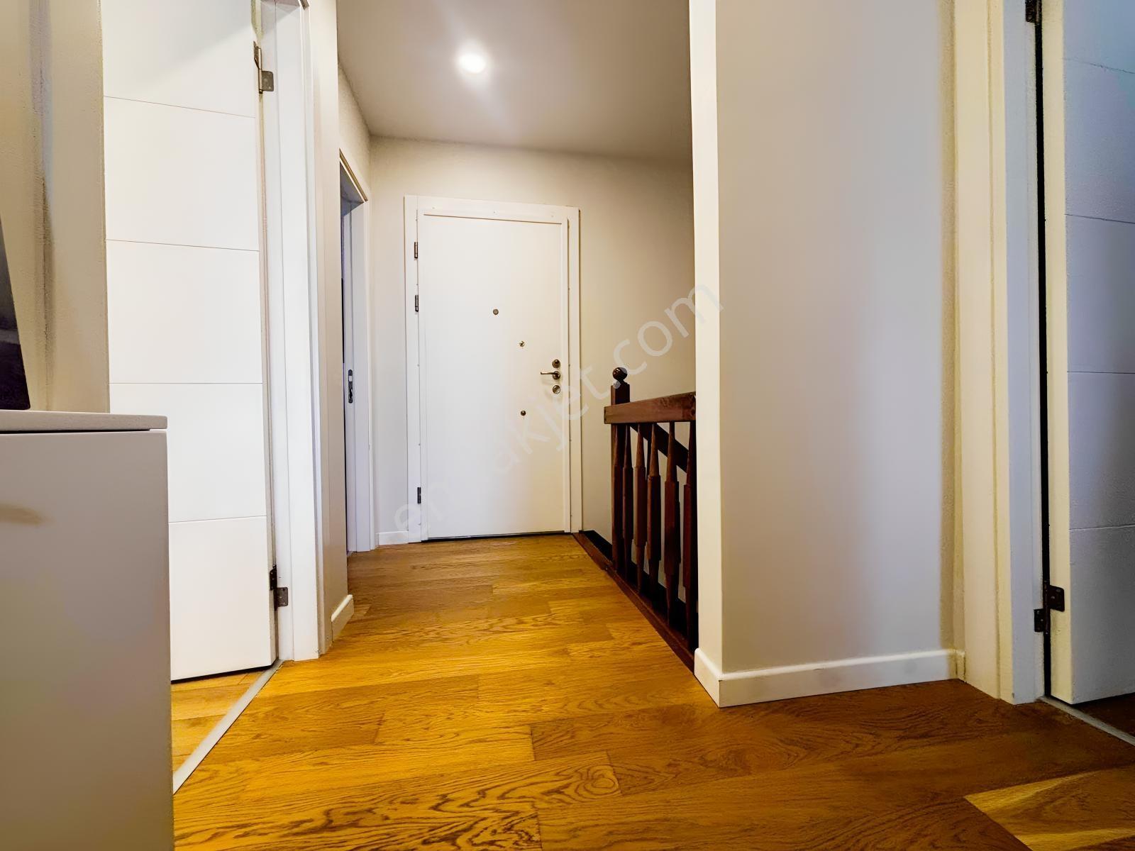 Zuhuratbaba Da Özel Yapım 7 Yıllık 20m2 Teraslı 4+1 200m2 — fotoğraf 20