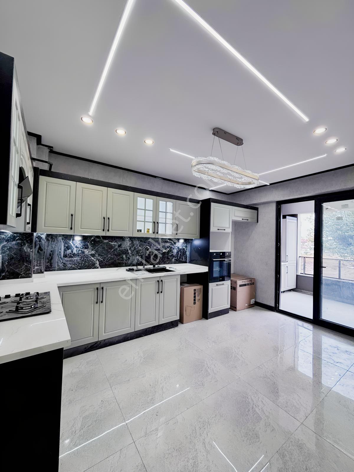 Kumköprü Palace Satılık 3+1 Lüx Daire — fotoğraf 3