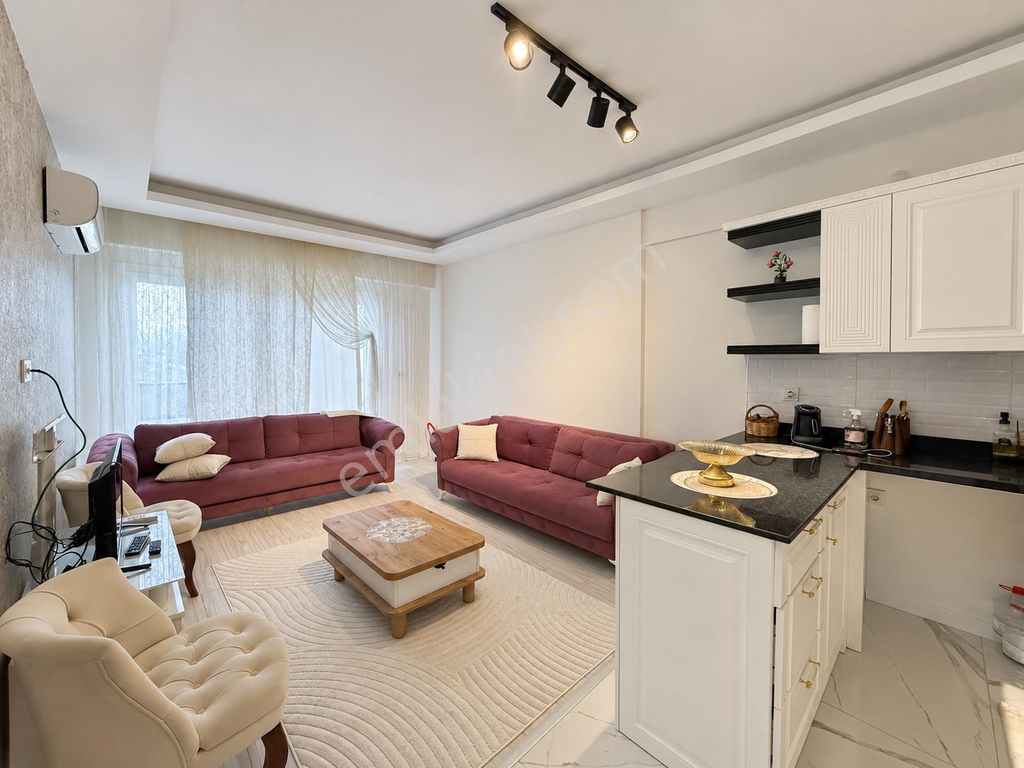 Remax Palm'den Tömük De,site İçerisinde Satılık Eşyalı 1+1 Daire — fotoğraf 2