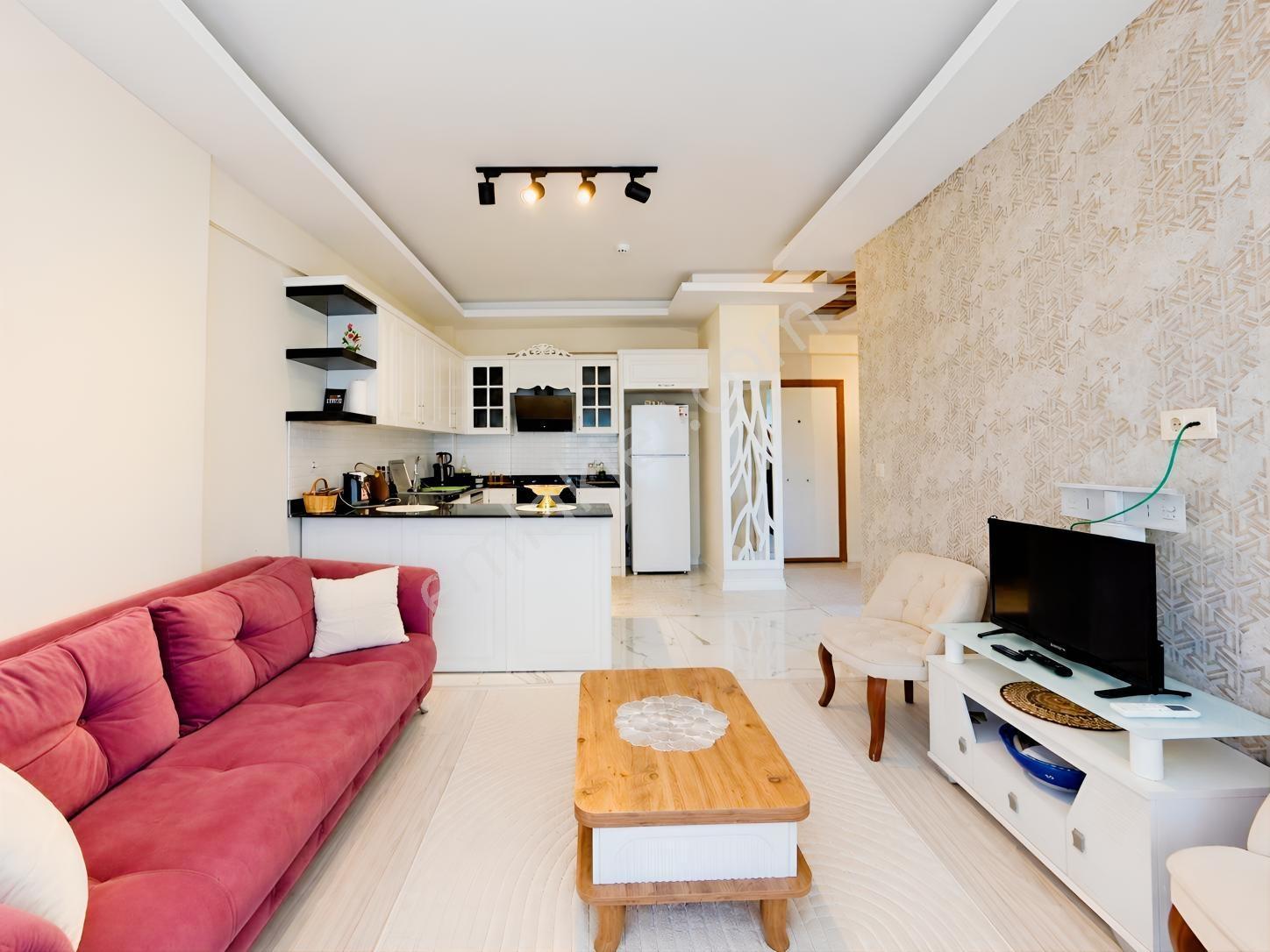 Remax Palm'den Tömük De,site İçerisinde Satılık Eşyalı 1+1 Daire — fotoğraf 3
