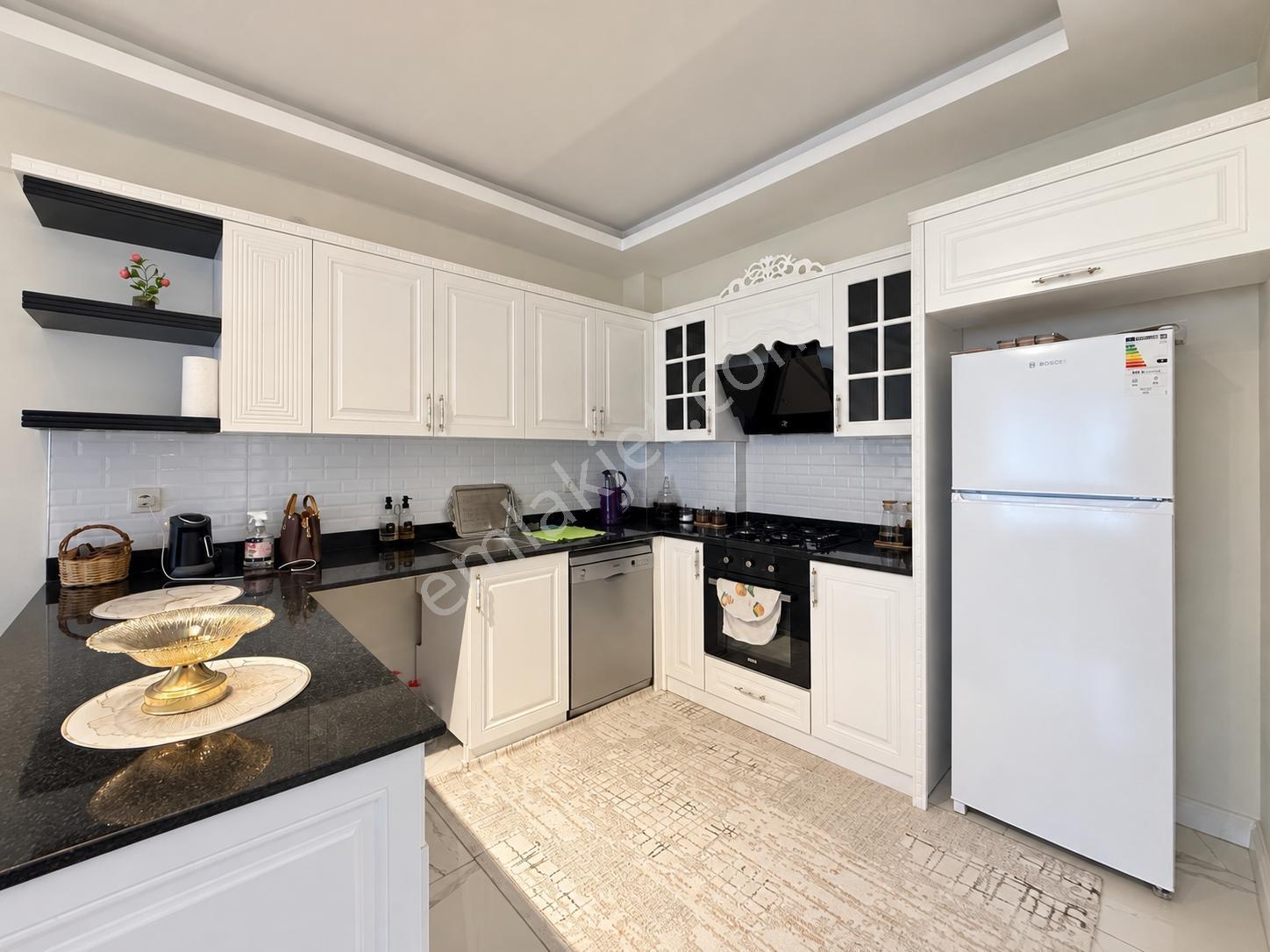 Remax Palm'den Tömük De,site İçerisinde Satılık Eşyalı 1+1 Daire — fotoğraf 10