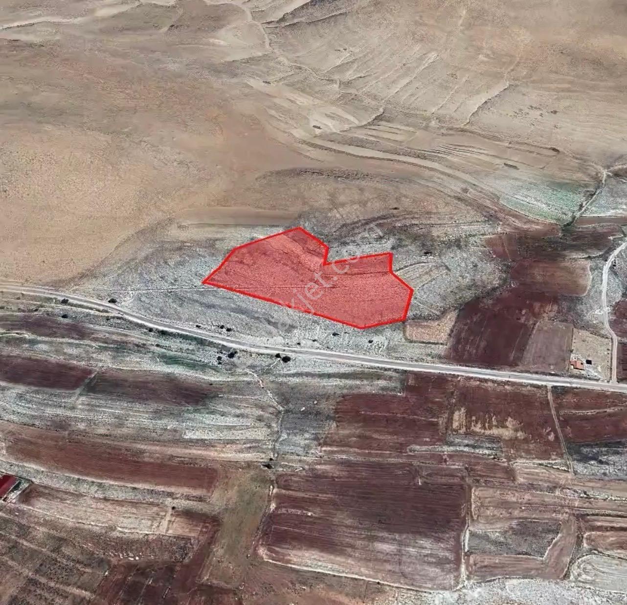 Korkuteli Avdan Köyünde Satılık 12.993M2 Tarla