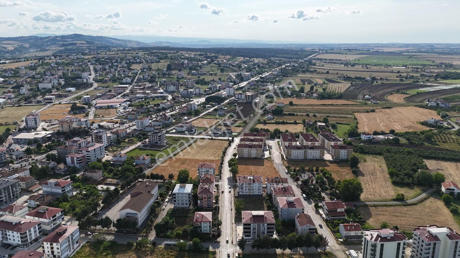 Cumhuriyet Mahallesi'nde Fırsat 706m2 Arsa — fotoğraf 13