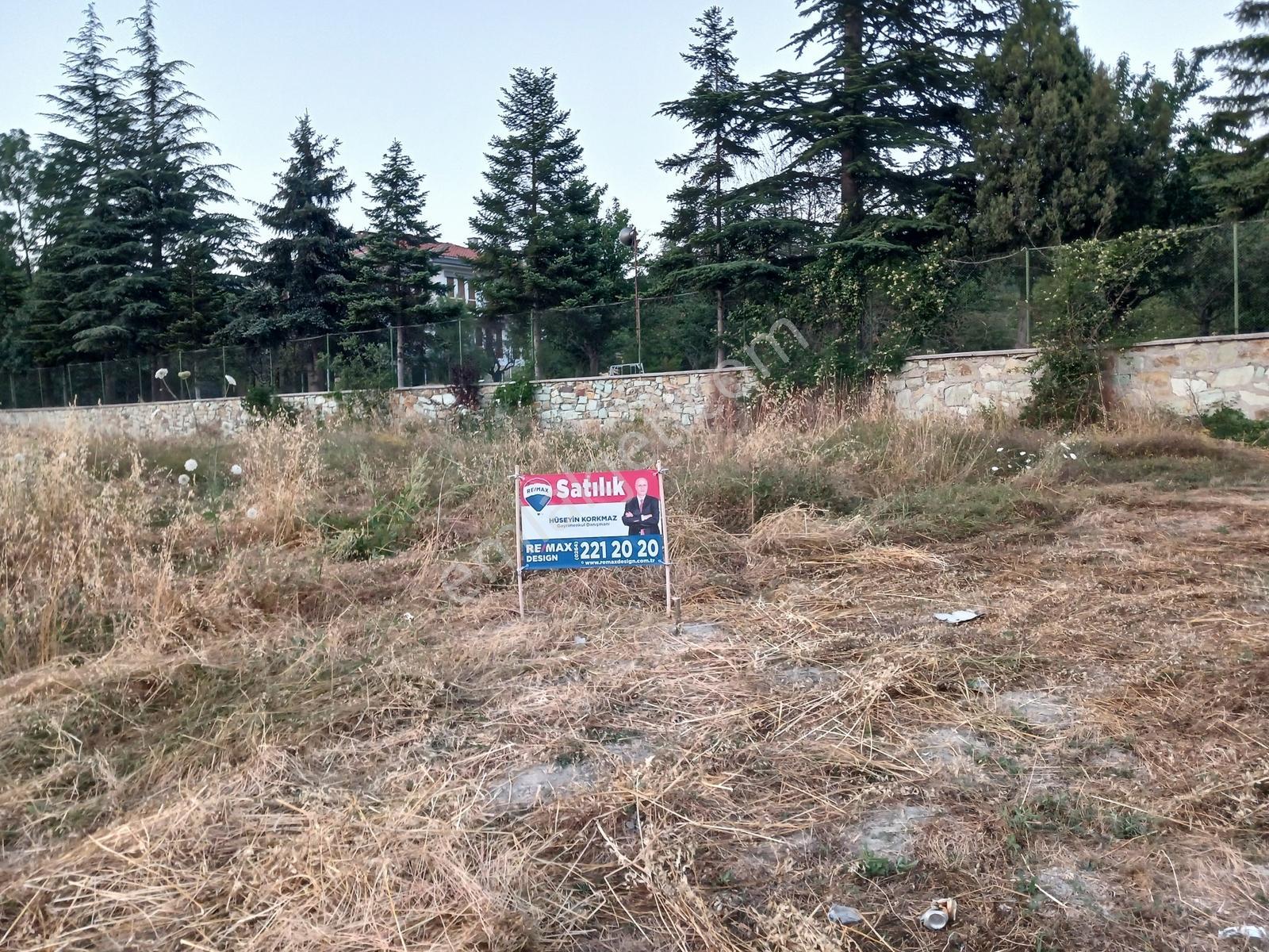 Remax Design Mudurnuda İmarlı 441 Metrekare Satılık Arsa — fotoğraf 20