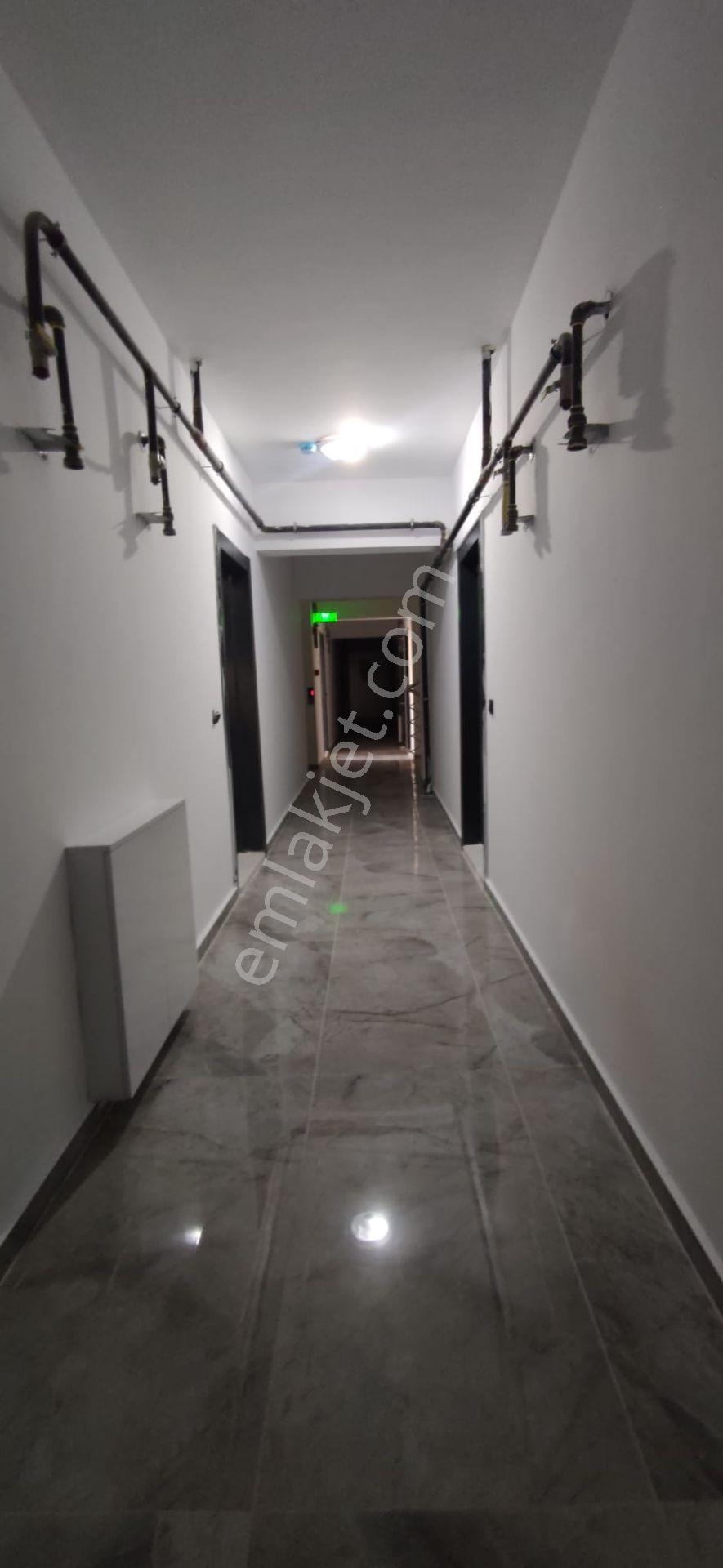 Enzade Emlaktan Satılık-kiralık 1+1 Daire — fotoğraf 9