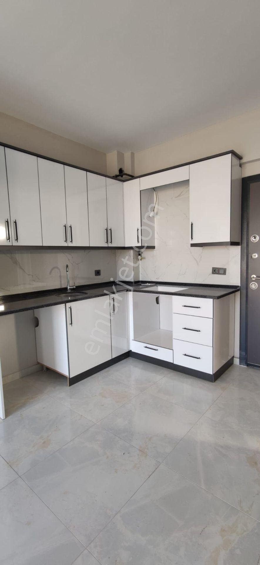 Enzade Emlaktan Satılık-kiralık 1+1 Daire — fotoğraf 10