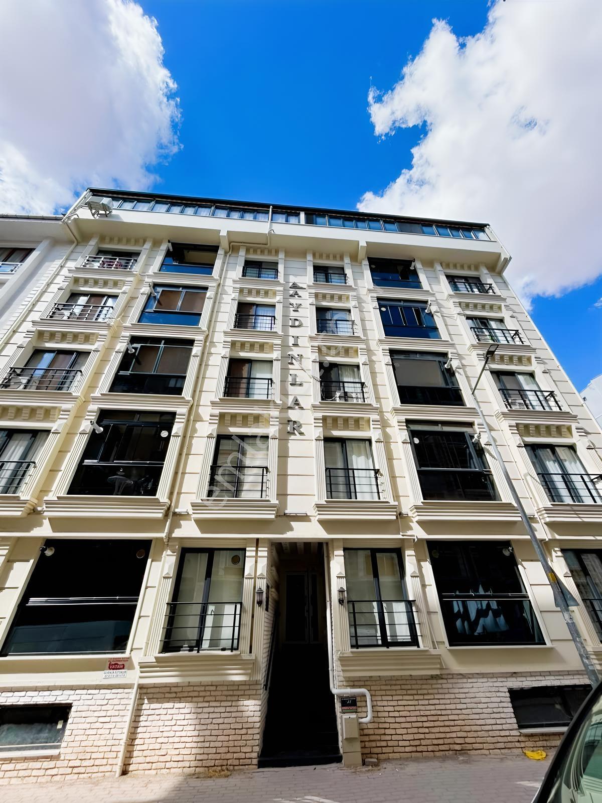 Karakaş Mahallesi Ebeveyn Banyolu Eşyasız Satılık 2+1 Lüks Daire — fotoğraf 2