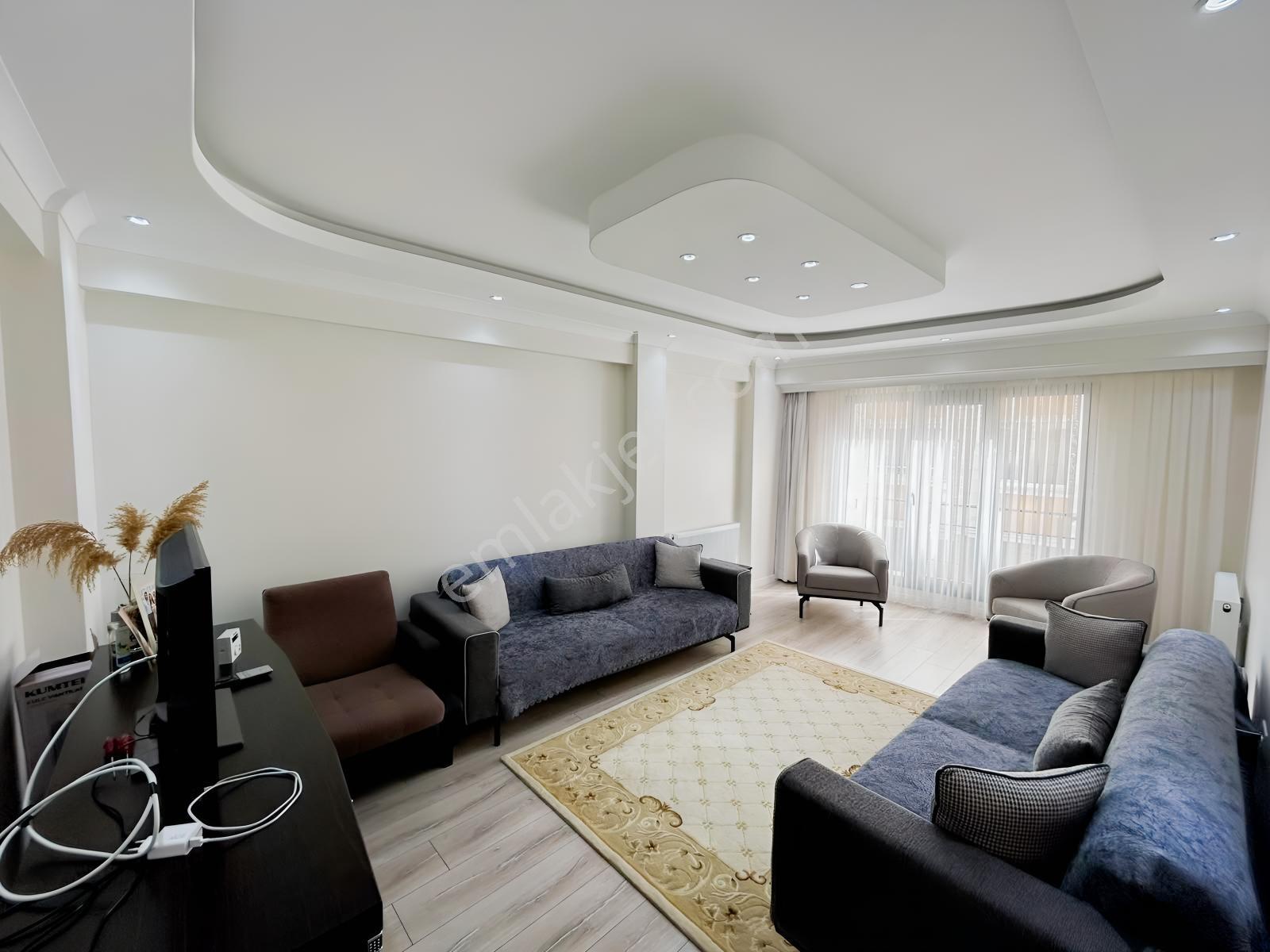 Karakaş Mahallesi Ebeveyn Banyolu Eşyasız Satılık 2+1 Lüks Daire — fotoğraf 4