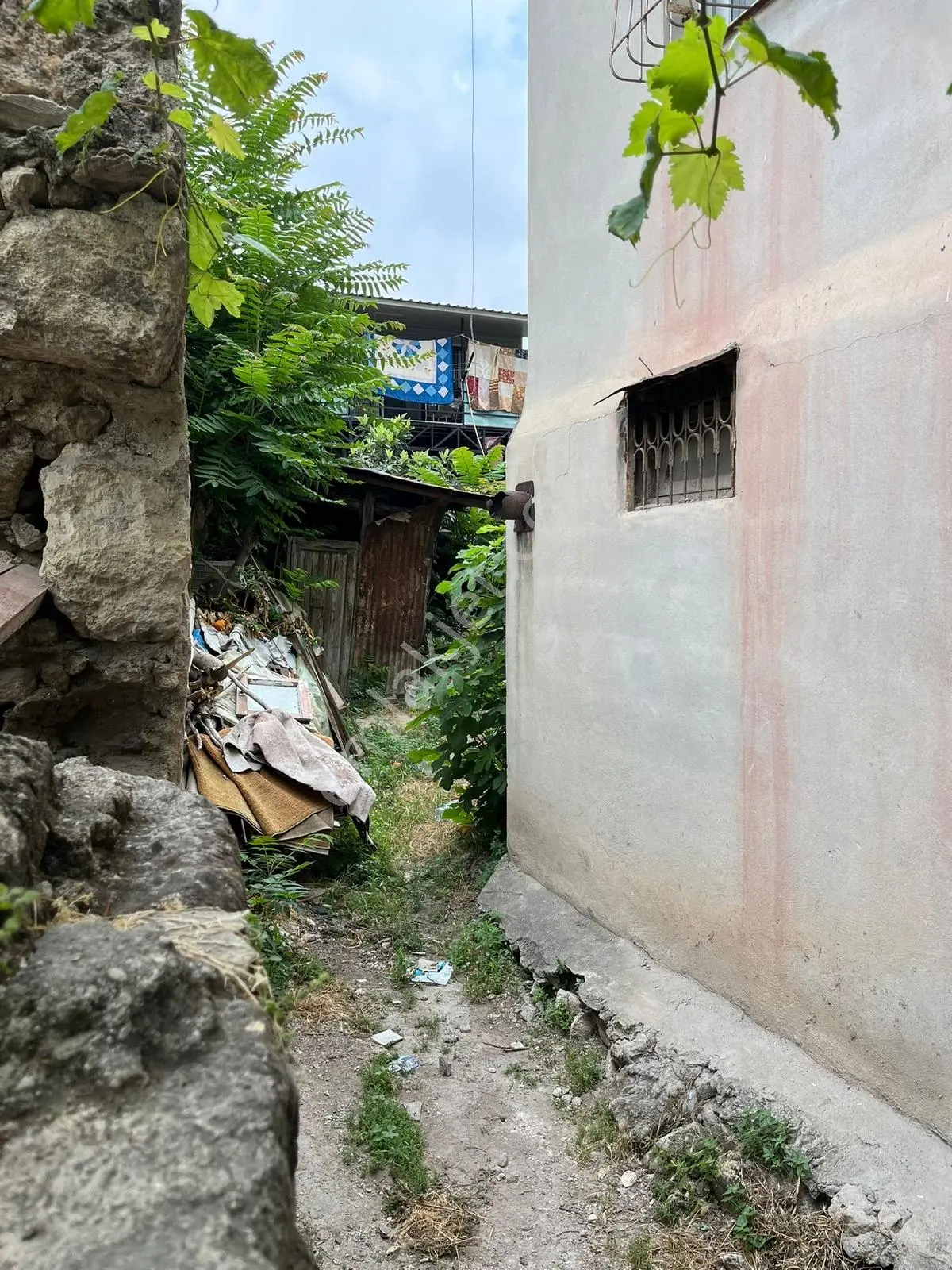 Makam Cami Karşı Sokağı Şehitkerim Mah. 236m2 Satılık Arsa — fotoğraf 3