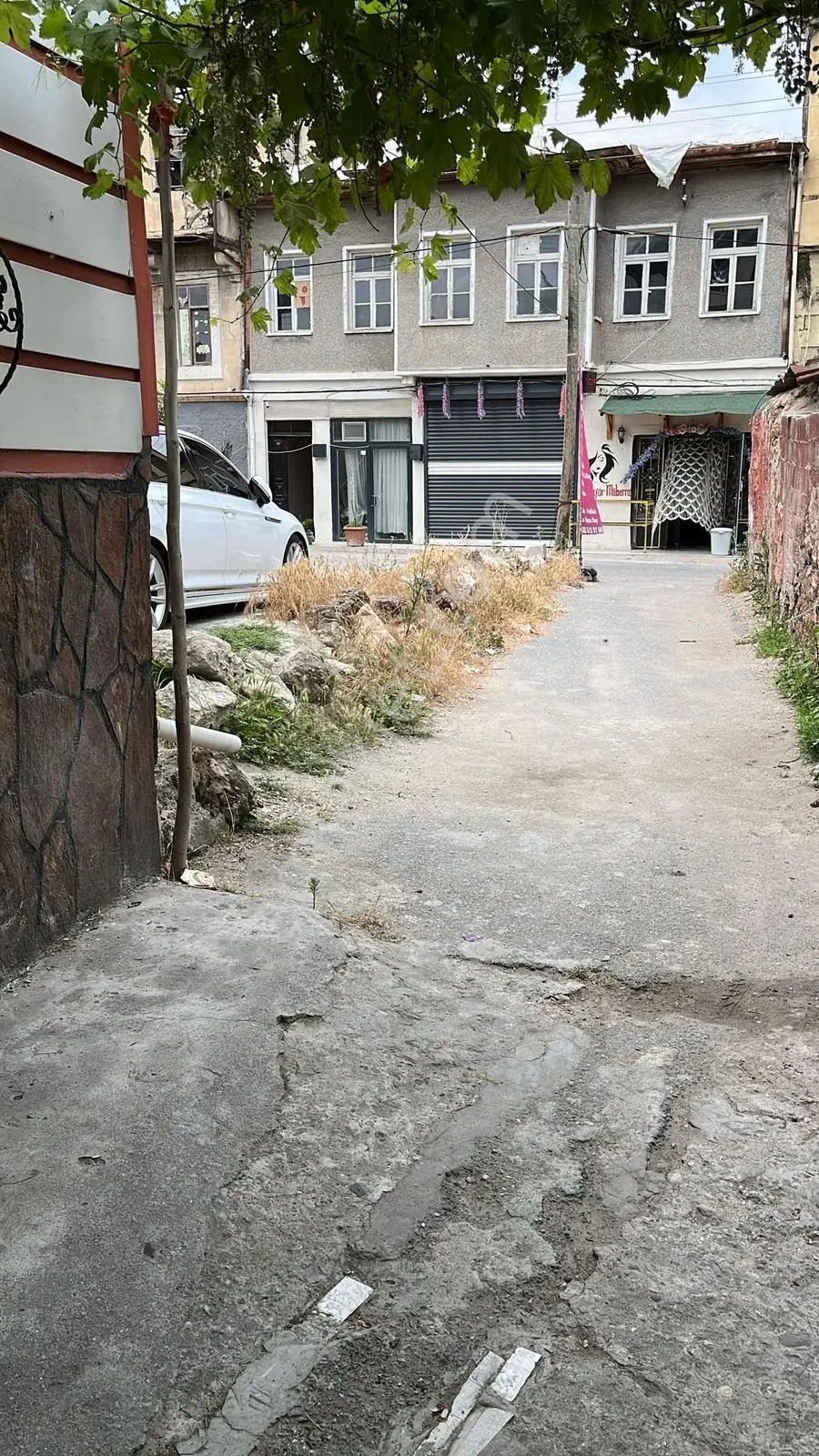 Makam Cami Karşı Sokağı Şehitkerim Mah. 236m2 Satılık Arsa — fotoğraf 4