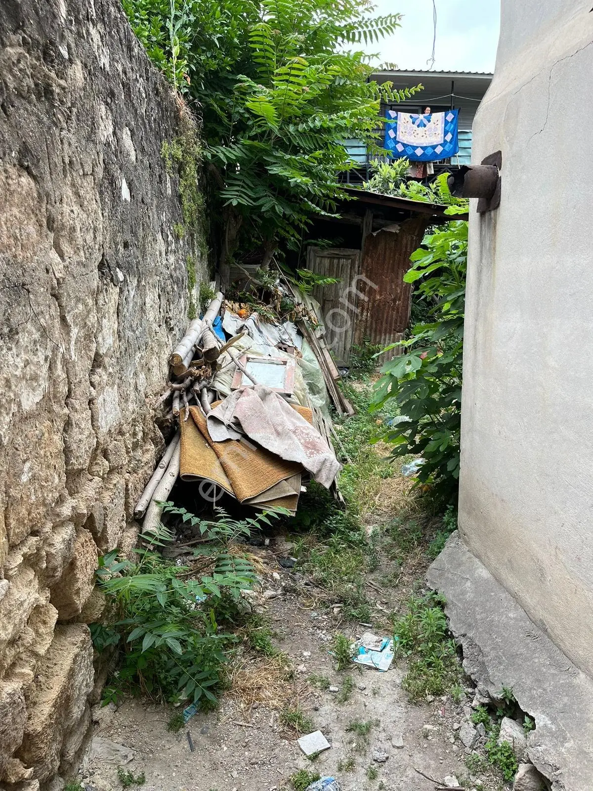 Makam Cami Karşı Sokağı Şehitkerim Mah. 236m2 Satılık Arsa — fotoğraf 5