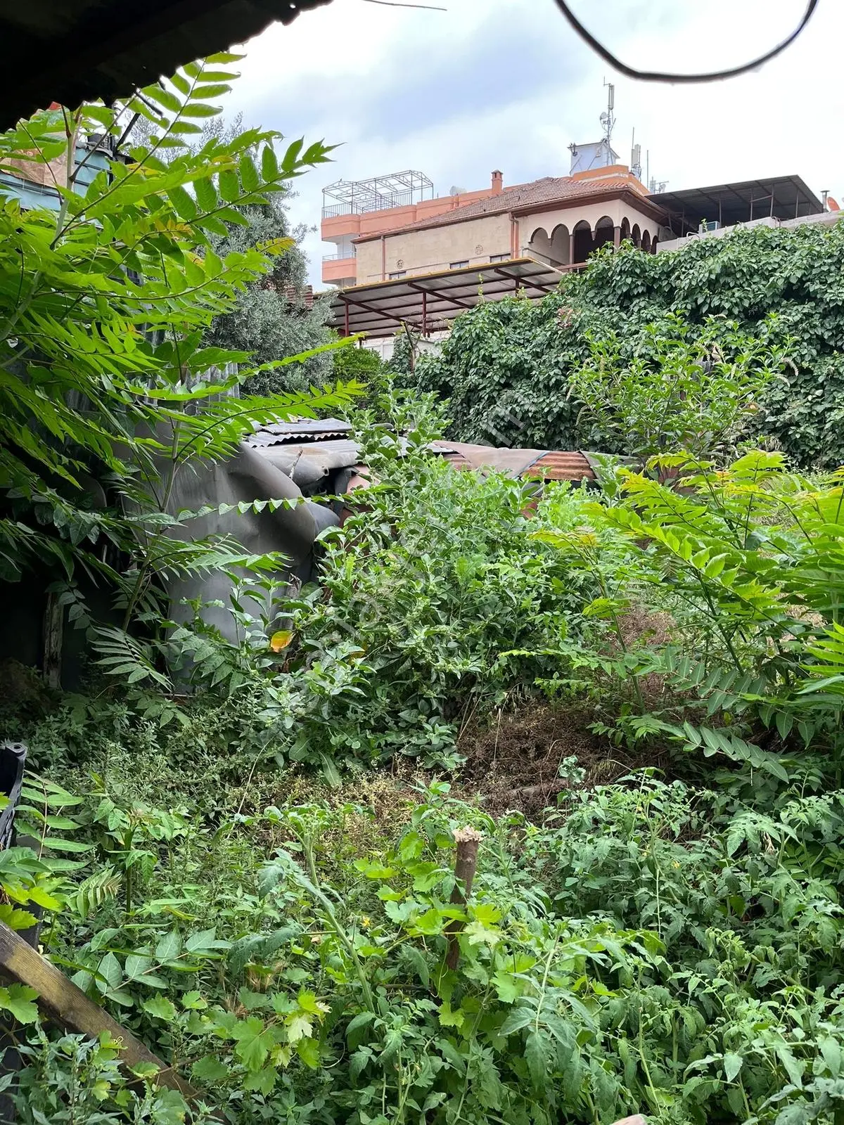 Makam Cami Karşı Sokağı Şehitkerim Mah. 236m2 Satılık Arsa — fotoğraf 9