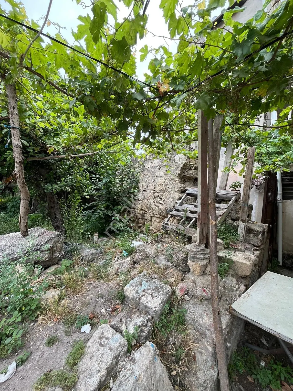 Makam Cami Karşı Sokağı Şehitkerim Mah. 236m2 Satılık Arsa — fotoğraf 12