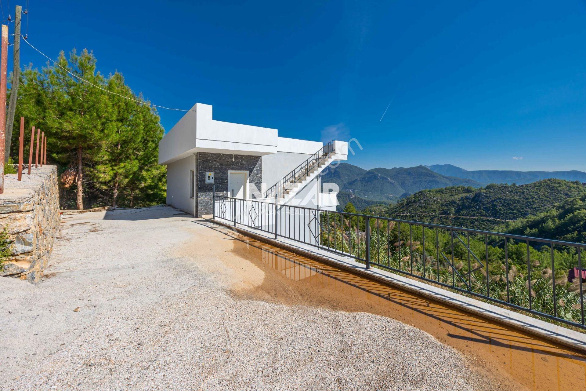 Alanya Asmaca’da Satılık 3+1 Müstakil Ev Ve 741 M2 Tarla — fotoğraf 5