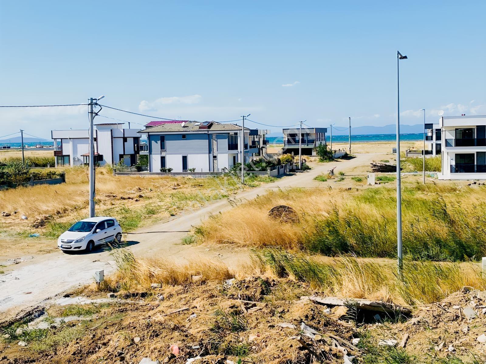 Denize Yürüme Mesafesinde Müstakil 3+1 Bahçeli Site İçi Villa — fotoğraf 22