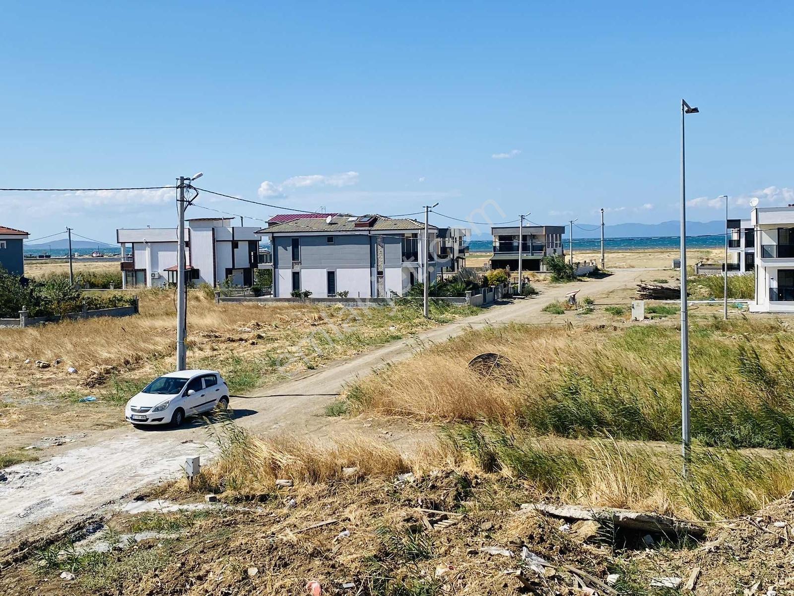 Denize Yürüme Mesafesinde Müstakil 3+1 Bahçeli Site İçi Villa — fotoğraf 23