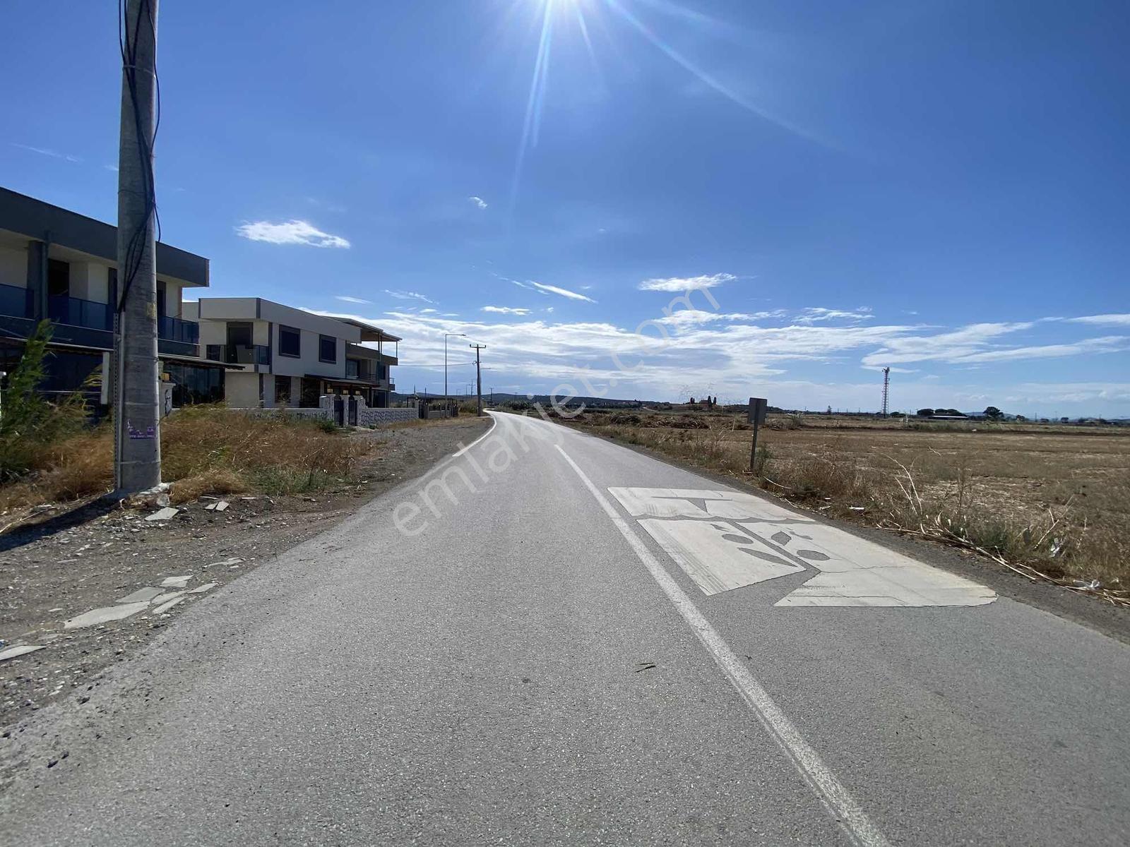Denize Yürüme Mesafesinde Müstakil 3+1 Bahçeli Site İçi Villa — fotoğraf 25