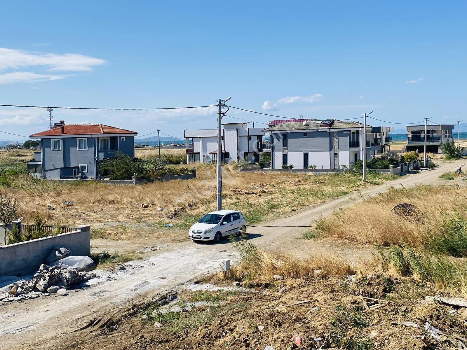 Denize Yürüme Mesafesinde Müstakil 3+1 Bahçeli Site İçi Villa — fotoğraf 26