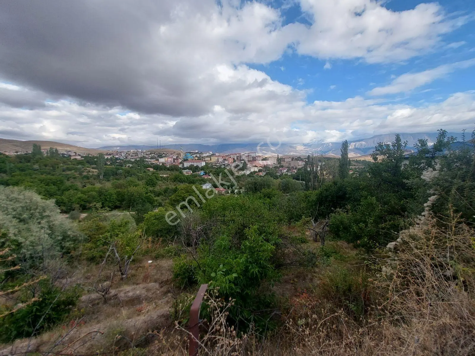 Çamardı Maden'de Satılık Toplamı 1.095 M² 3 Adet İmarlı Arsa. — fotoğraf 6