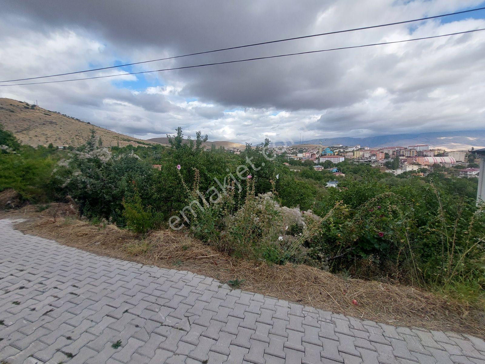 Çamardı Maden'de Satılık Toplamı 1.095 M² 3 Adet İmarlı Arsa. — fotoğraf 8