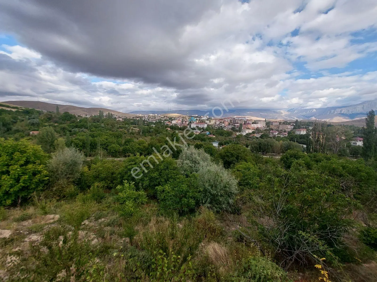 Çamardı Maden'de Satılık Toplamı 1.095 M² 3 Adet İmarlı Arsa. — fotoğraf 15