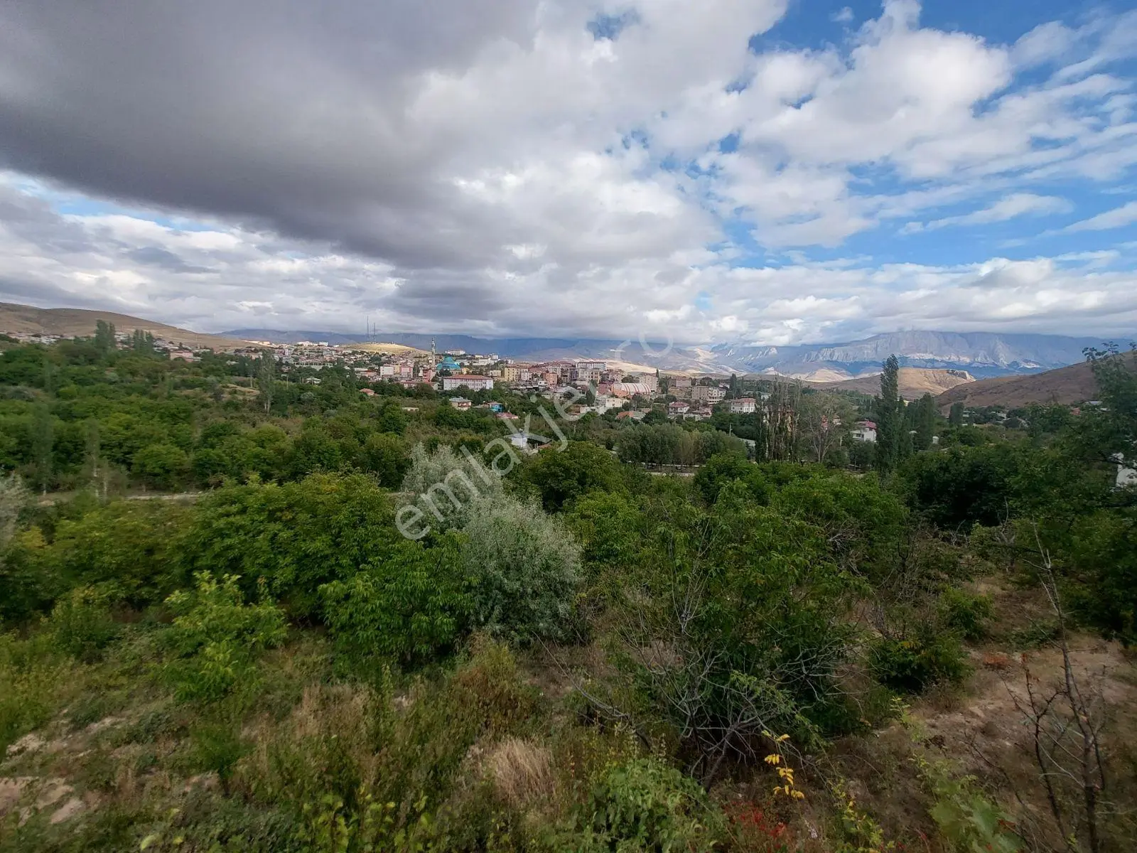 Çamardı Maden'de Satılık Toplamı 1.095 M² 3 Adet İmarlı Arsa. — fotoğraf 16