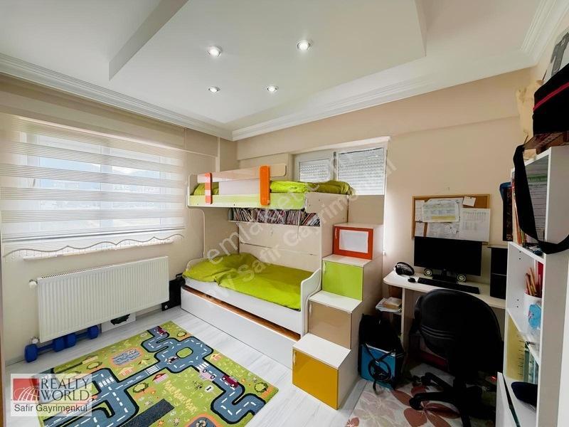 Şemikler'de Satılık Arakat 3+1 Daire Site İçerisinde Full Beyan — fotoğraf 24
