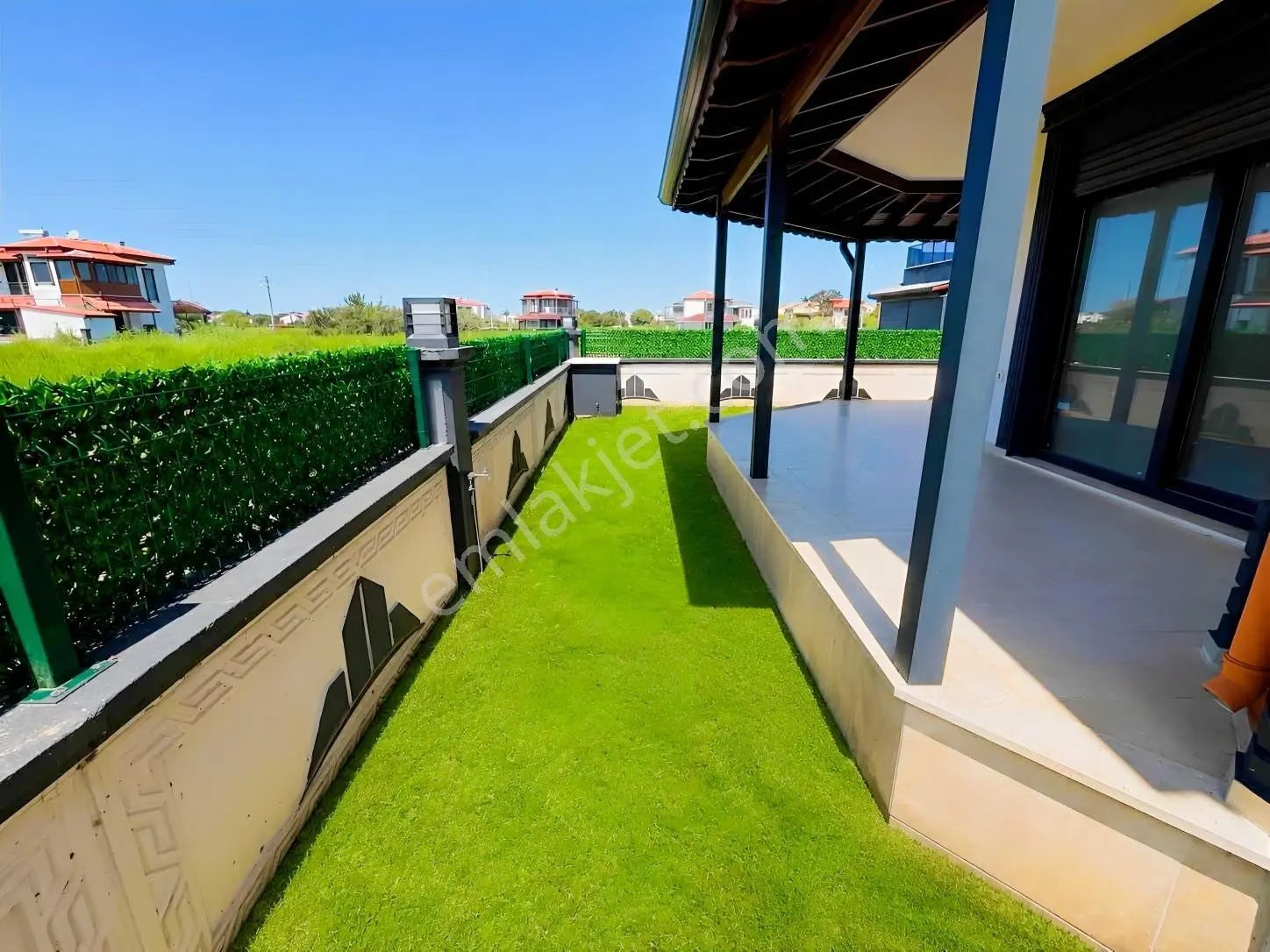 Dağlı Gayrimenkul'den Müstakil Geniş Bahçeli 3+1 Sıfır Villa — fotoğraf 2