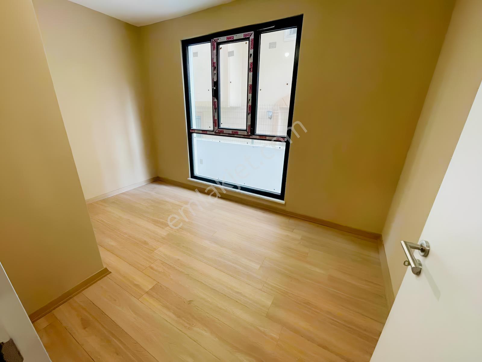 Beylikdüzü Gürpınar Köşe 2+1 Daire Sıfır Daire Otoparklı — fotoğraf 7
