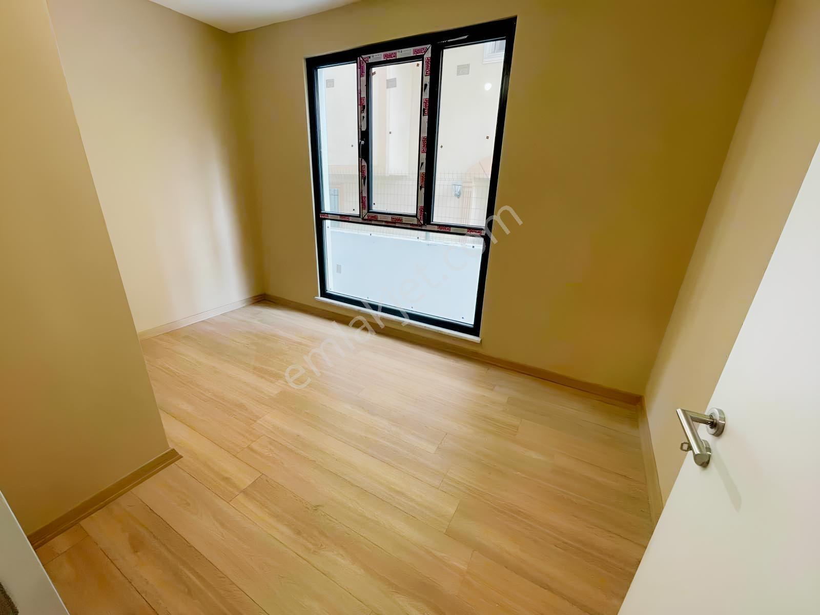 Beylikdüzü Gürpınar Köşe 2+1 Daire Sıfır Daire Otoparklı — fotoğraf 8