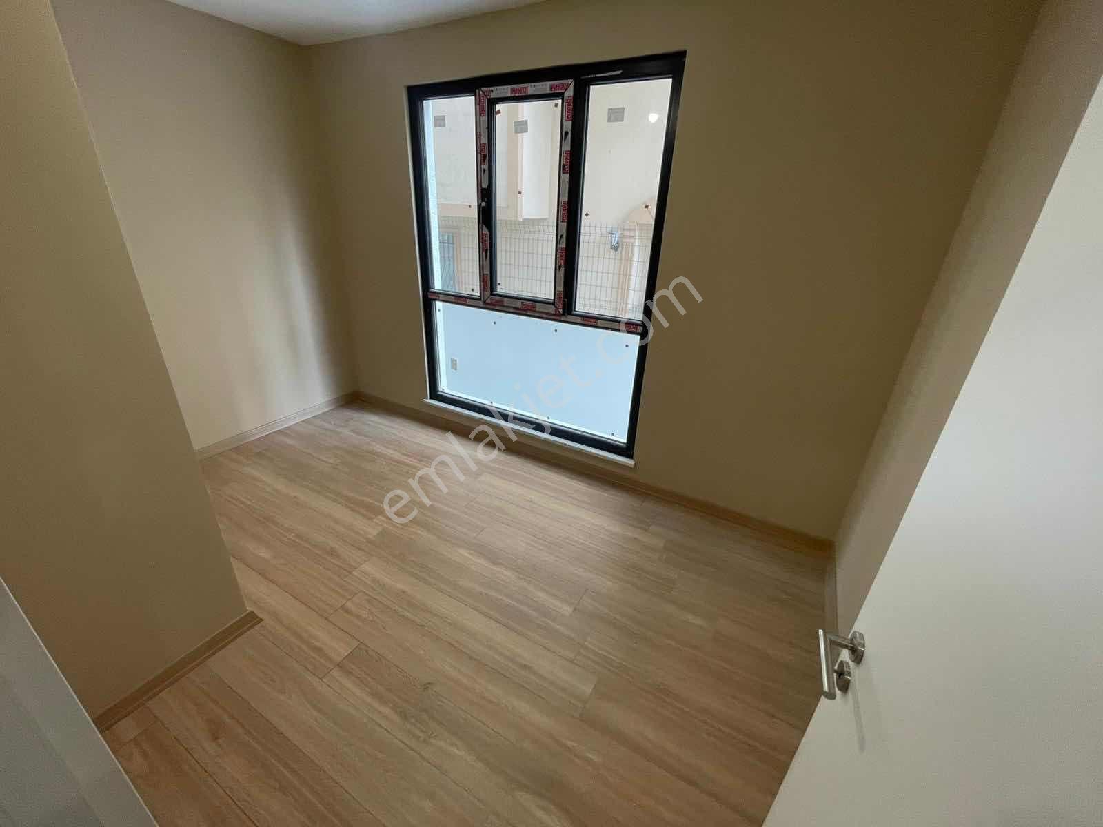 Beylikdüzü Gürpınar Köşe 2+1 Daire Sıfır Daire Otoparklı — fotoğraf 11