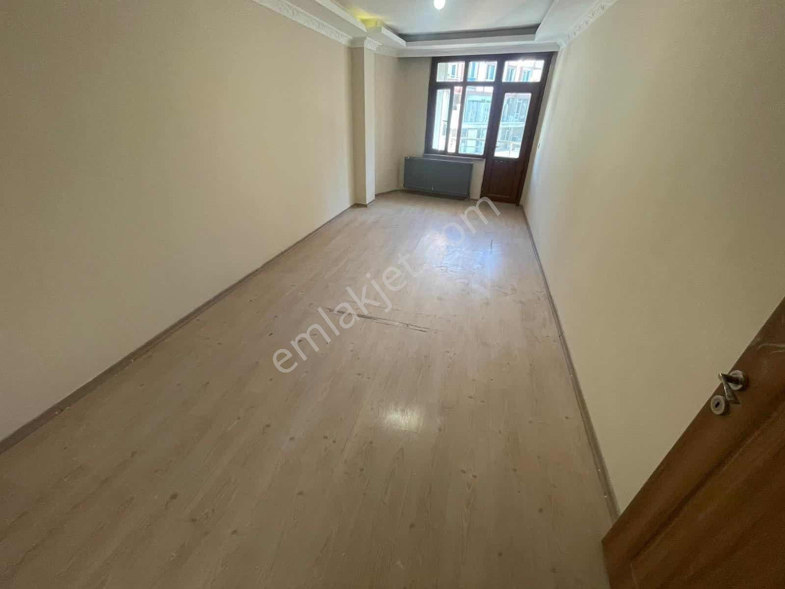 Esenyurt Merkez Mah 2+1 Cadde Üstü 95 Mt Asansörlü Uygun Daire — fotoğraf 2