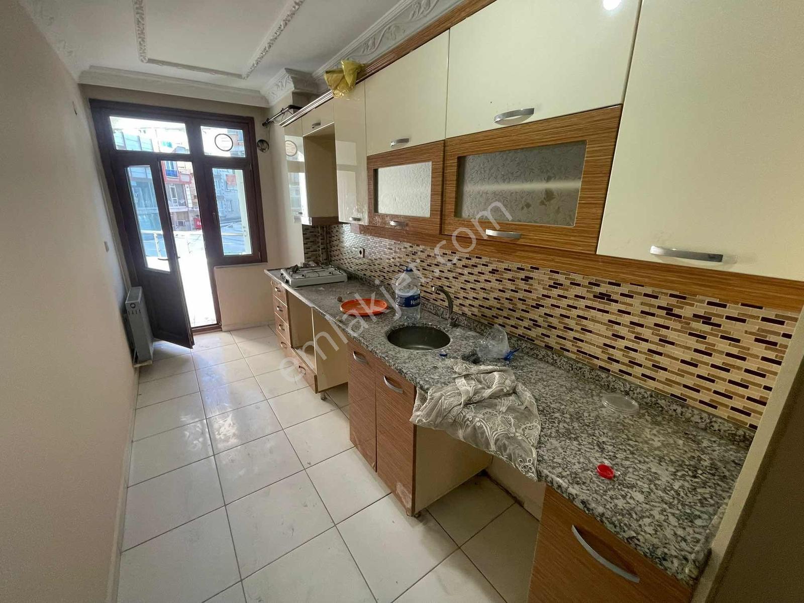 Esenyurt Merkez Mah 2+1 Cadde Üstü 95 Mt Asansörlü Uygun Daire — fotoğraf 4