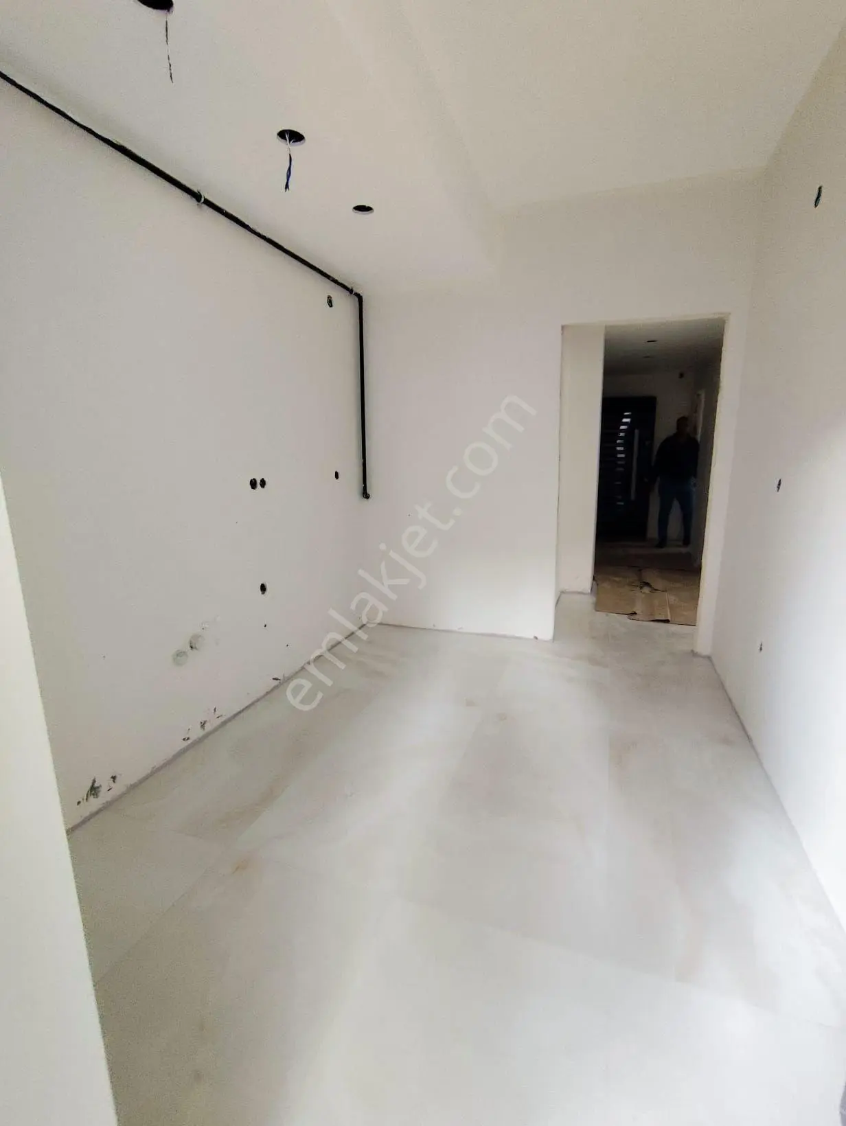 Mertcan'dan Soğanlık Metroya Yürüme Balkonlu 2+1 Geniş Satılık Daire — fotoğraf 10