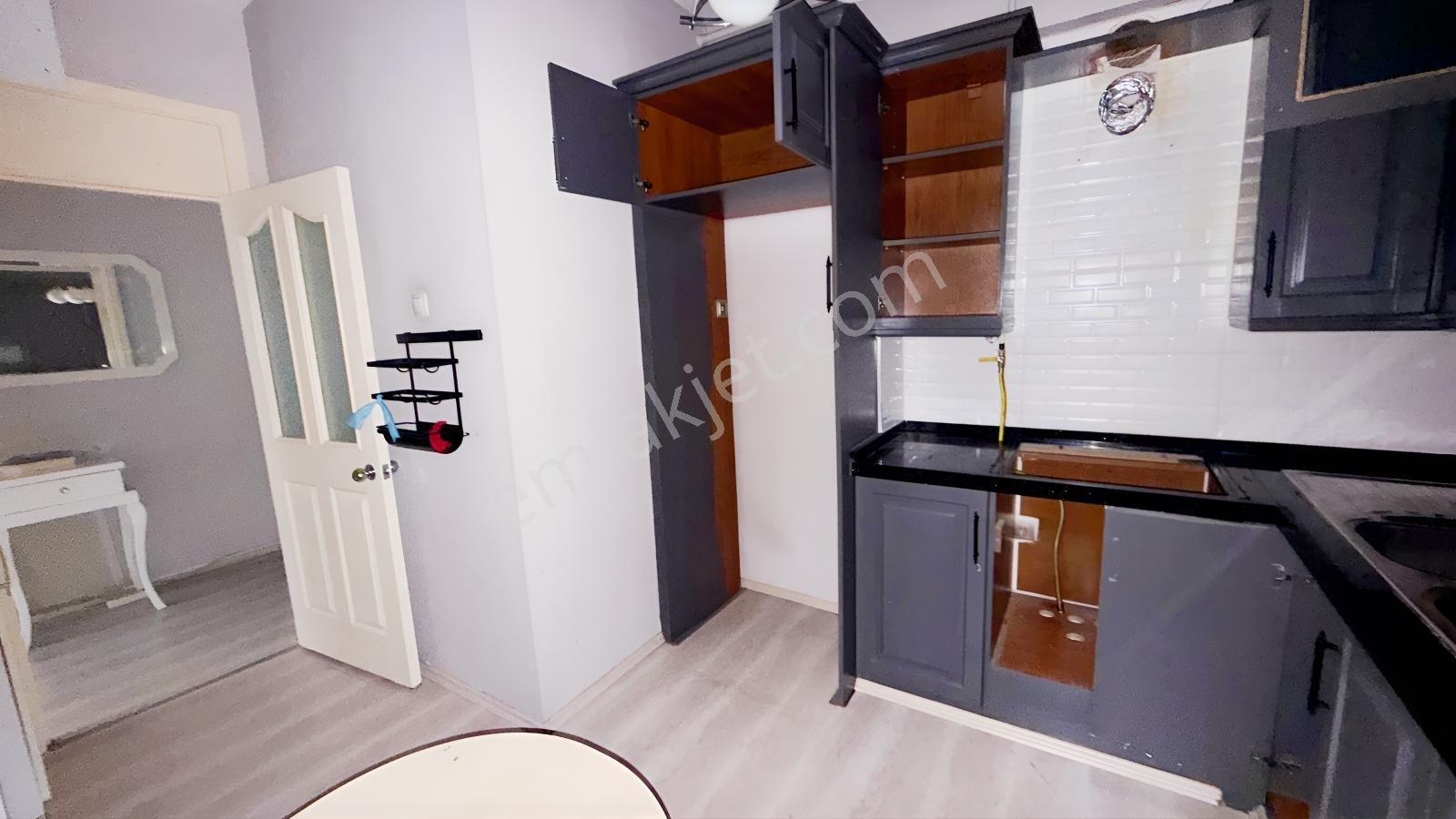 Şehrin Merkezi Çiftlik Caddesinde Manzaralı 5+2 Dubleks Daire — fotoğraf 2