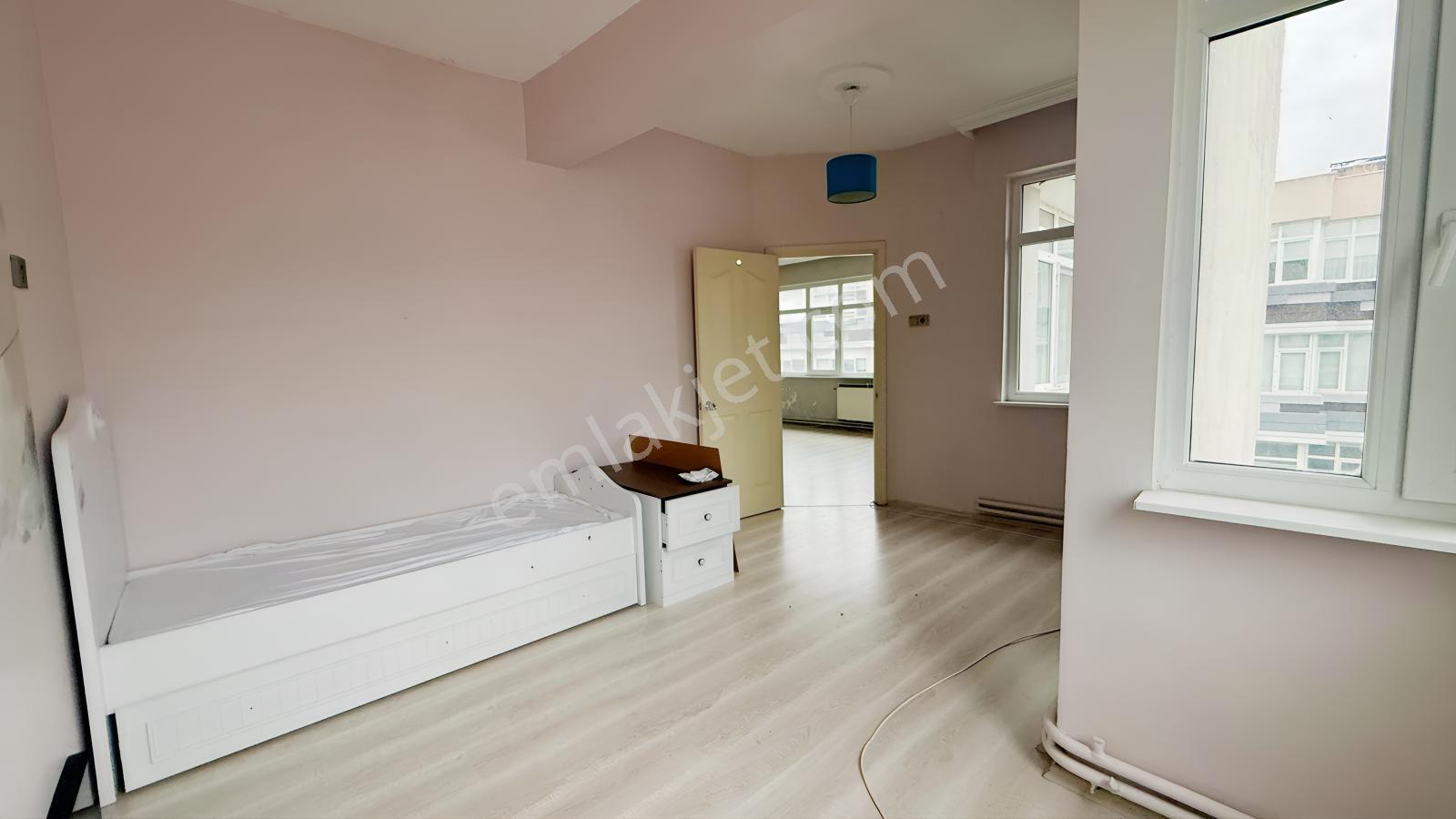 Şehrin Merkezi Çiftlik Caddesinde Manzaralı 5+2 Dubleks Daire — fotoğraf 9