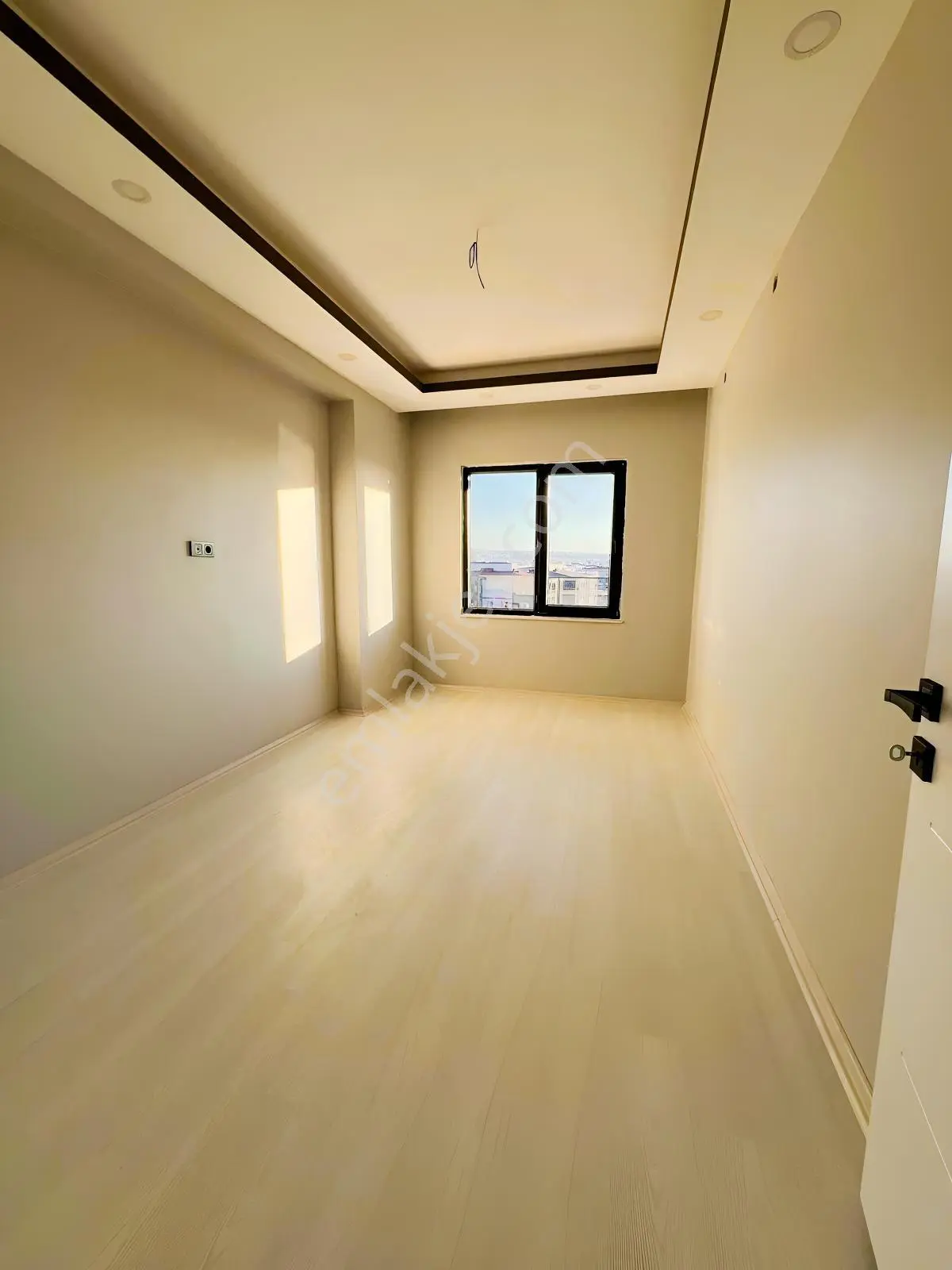 Batıkent Sitesinde Satılık Lüx Daire — fotoğraf 13