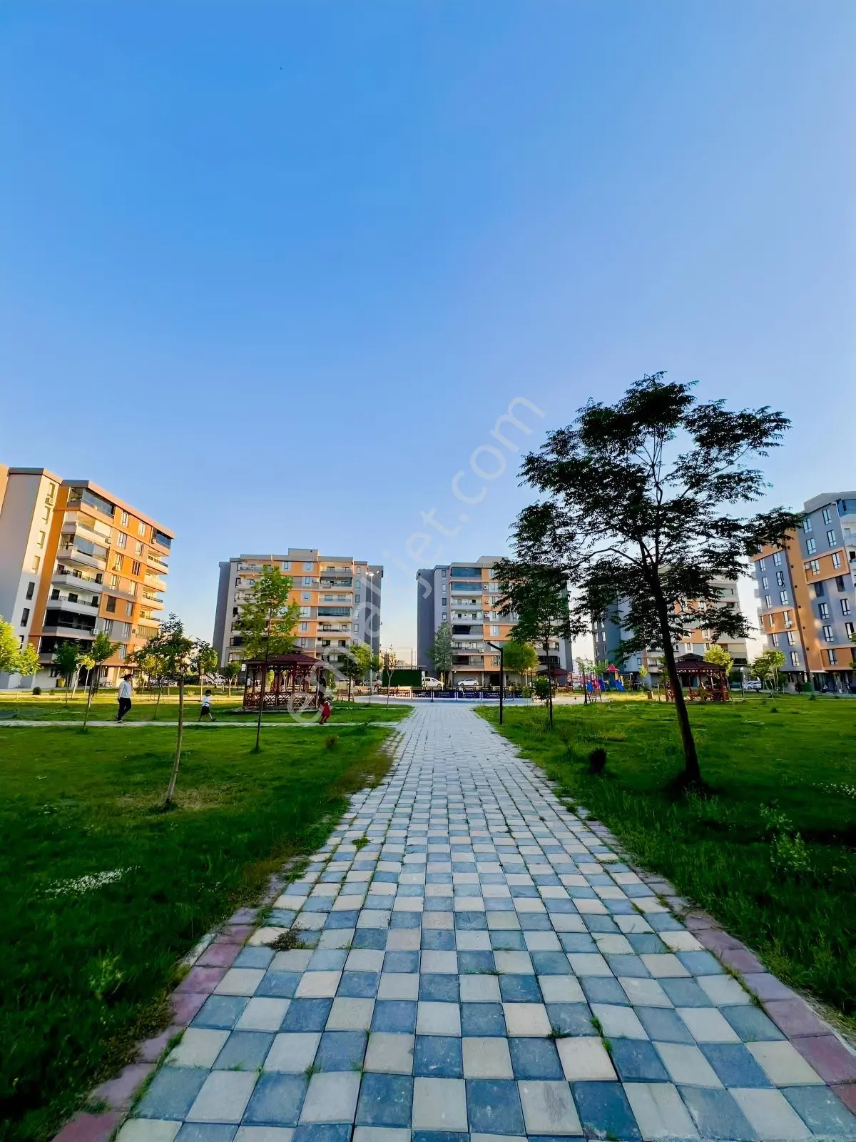 Batıkent Sitesinde Satılık Lüx Daire — fotoğraf 16