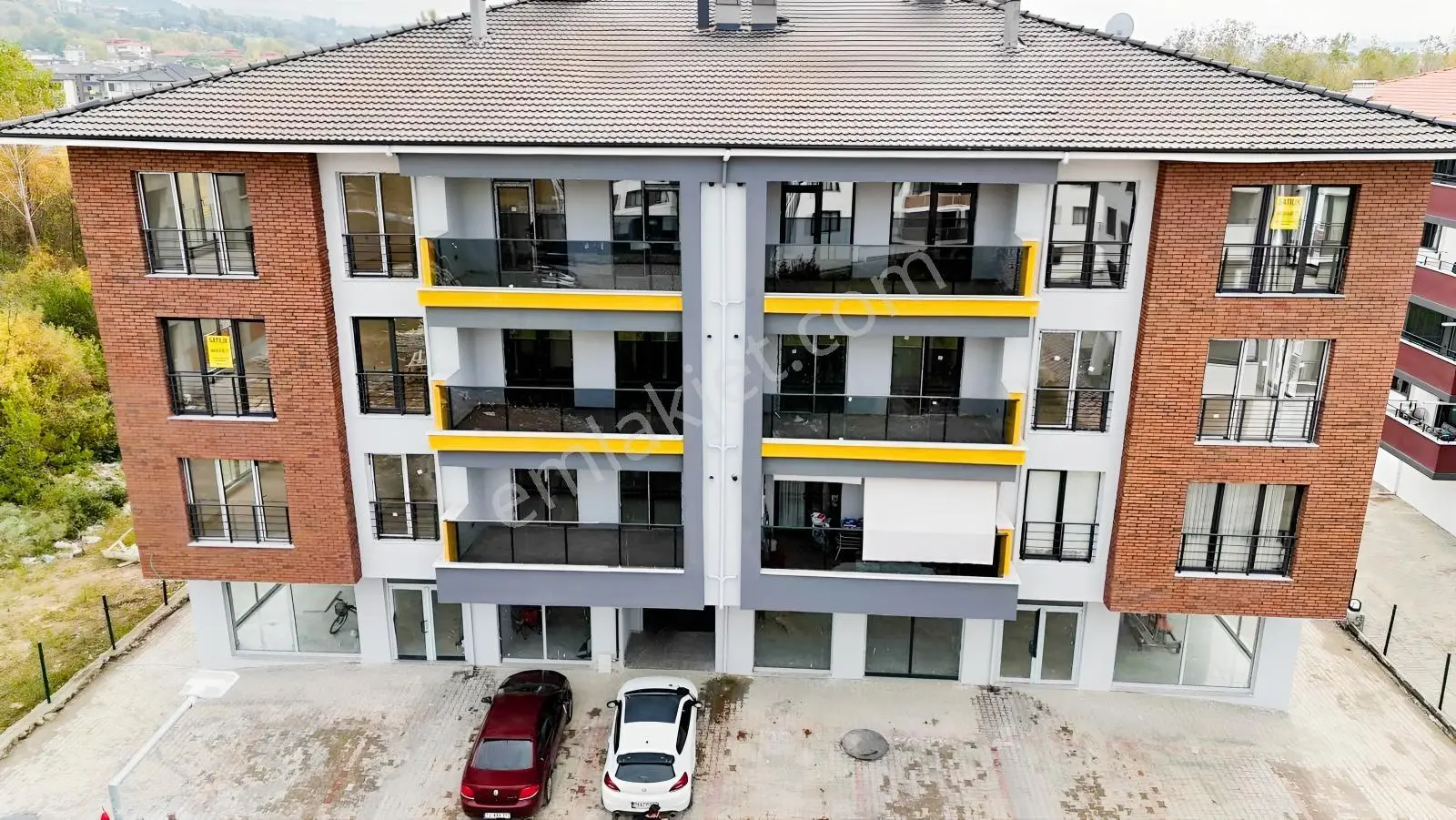 Merkez Karaköy Satılık Sıfır 3+1 Daire Ara Kat Ön Cephe