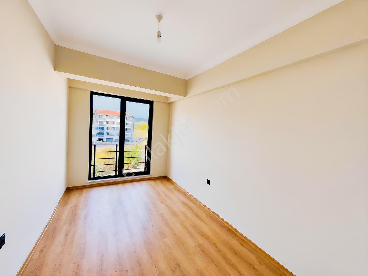 Merkez Karaköy Satılık Sıfır 3+1 Daire Ara Kat Ön Cephe — fotoğraf 21