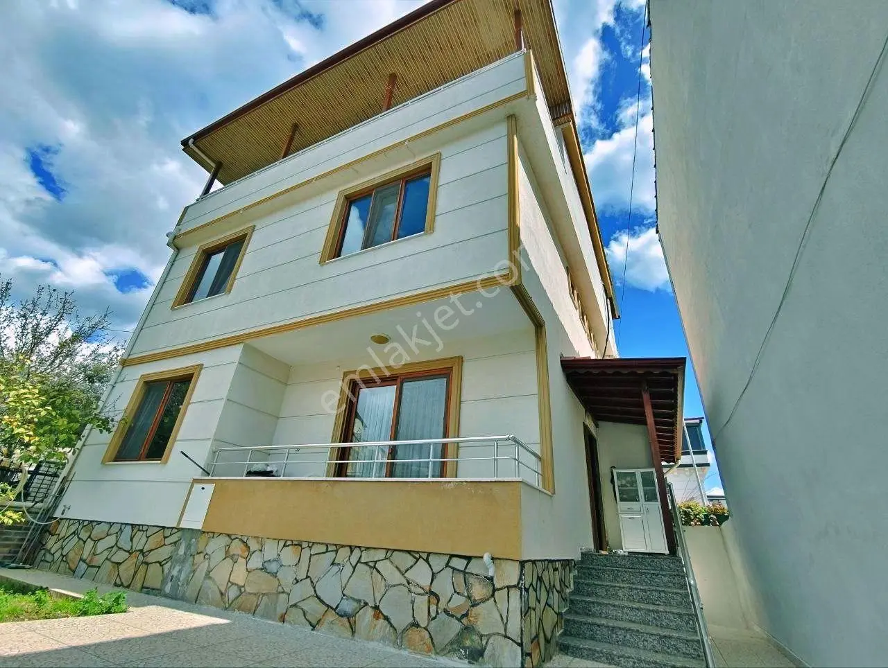 Uytundan Gürede Denize 250 Metre Jeotermalli 3+1 Satılık Villa — fotoğraf 20