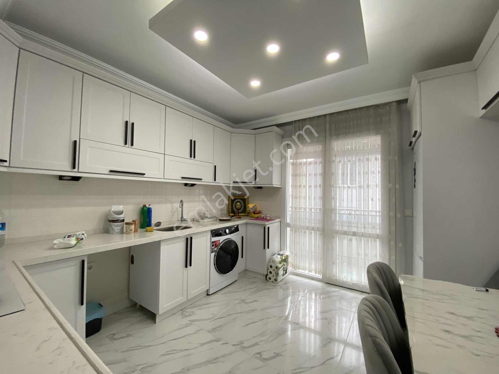 Au-Emek Mh.Ziya Gökalp Cd.Üzeri 3.Kat 110M2 Asansörlü 2+1 Daire