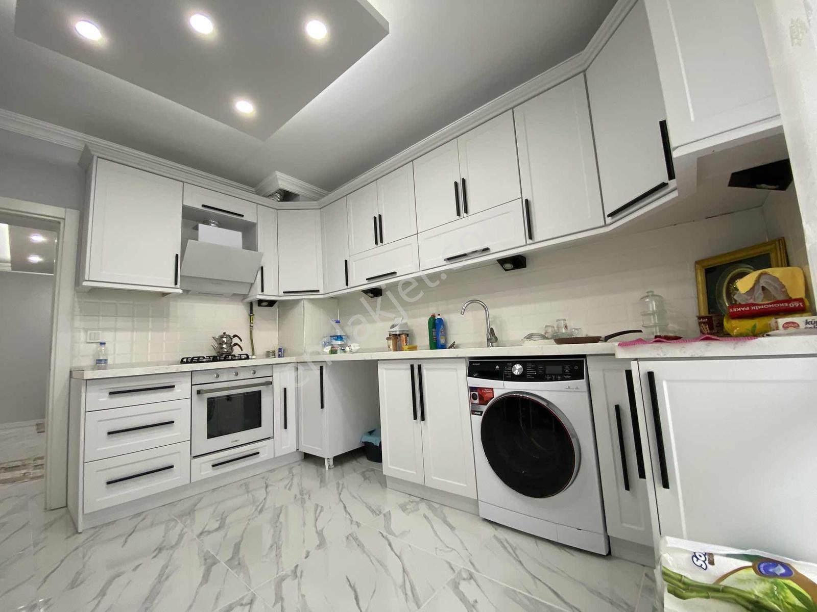 Au-emek Mh.ziya Gökalp Cd.üzeri 3.kat 110m2 Asansörlü 2+1 Daire — fotoğraf 2