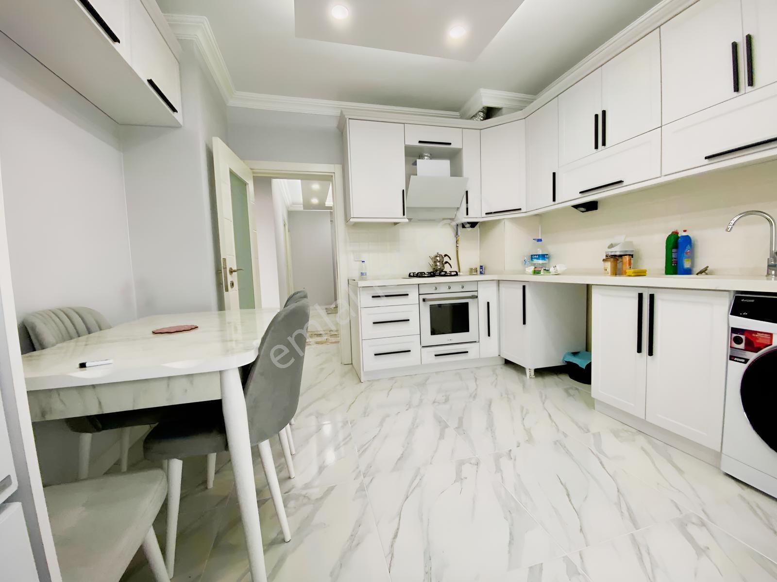 Au-emek Mh.ziya Gökalp Cd.üzeri 3.kat 110m2 Asansörlü 2+1 Daire — fotoğraf 3