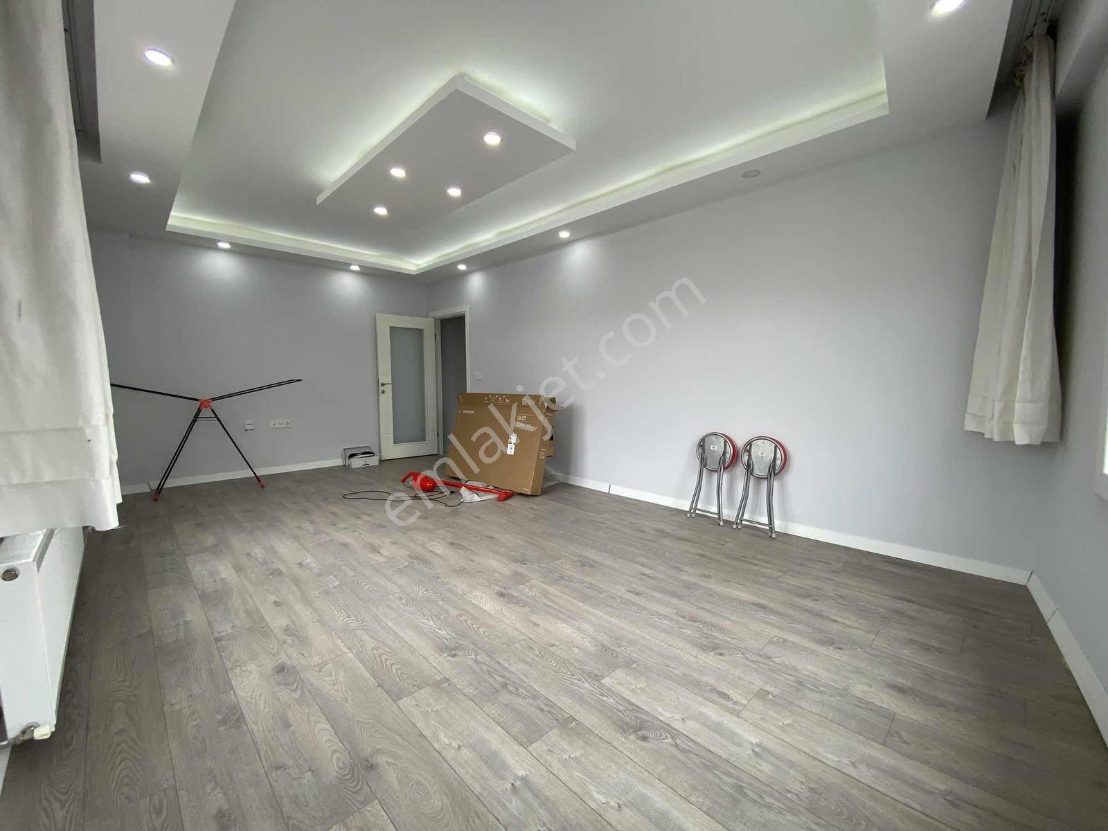 Au-emek Mh.ziya Gökalp Cd.üzeri 3.kat 110m2 Asansörlü 2+1 Daire — fotoğraf 10
