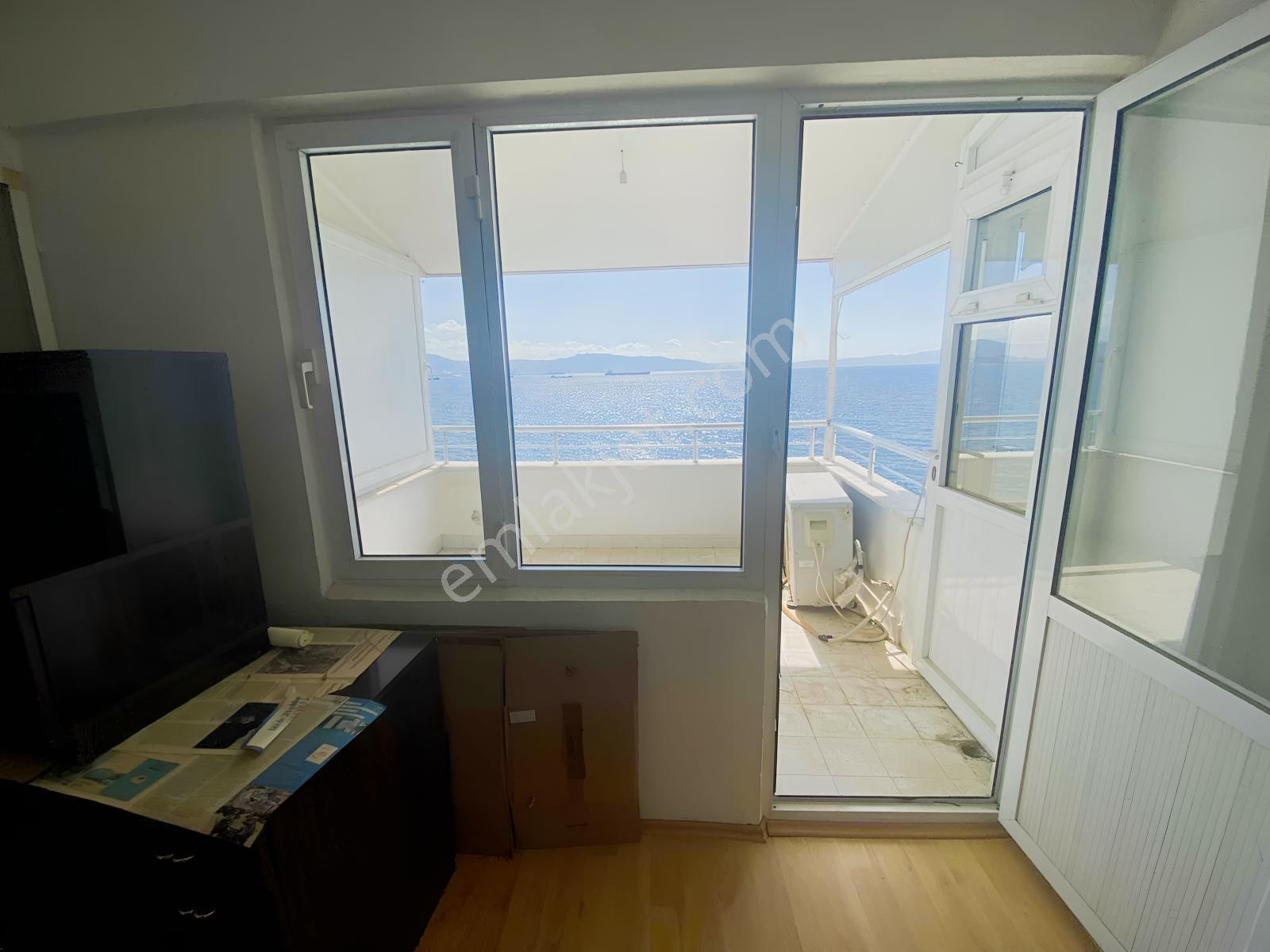 Küçük Kumla'da Eşsiz Manzaralı Yalı Dairesi — fotoğraf 11