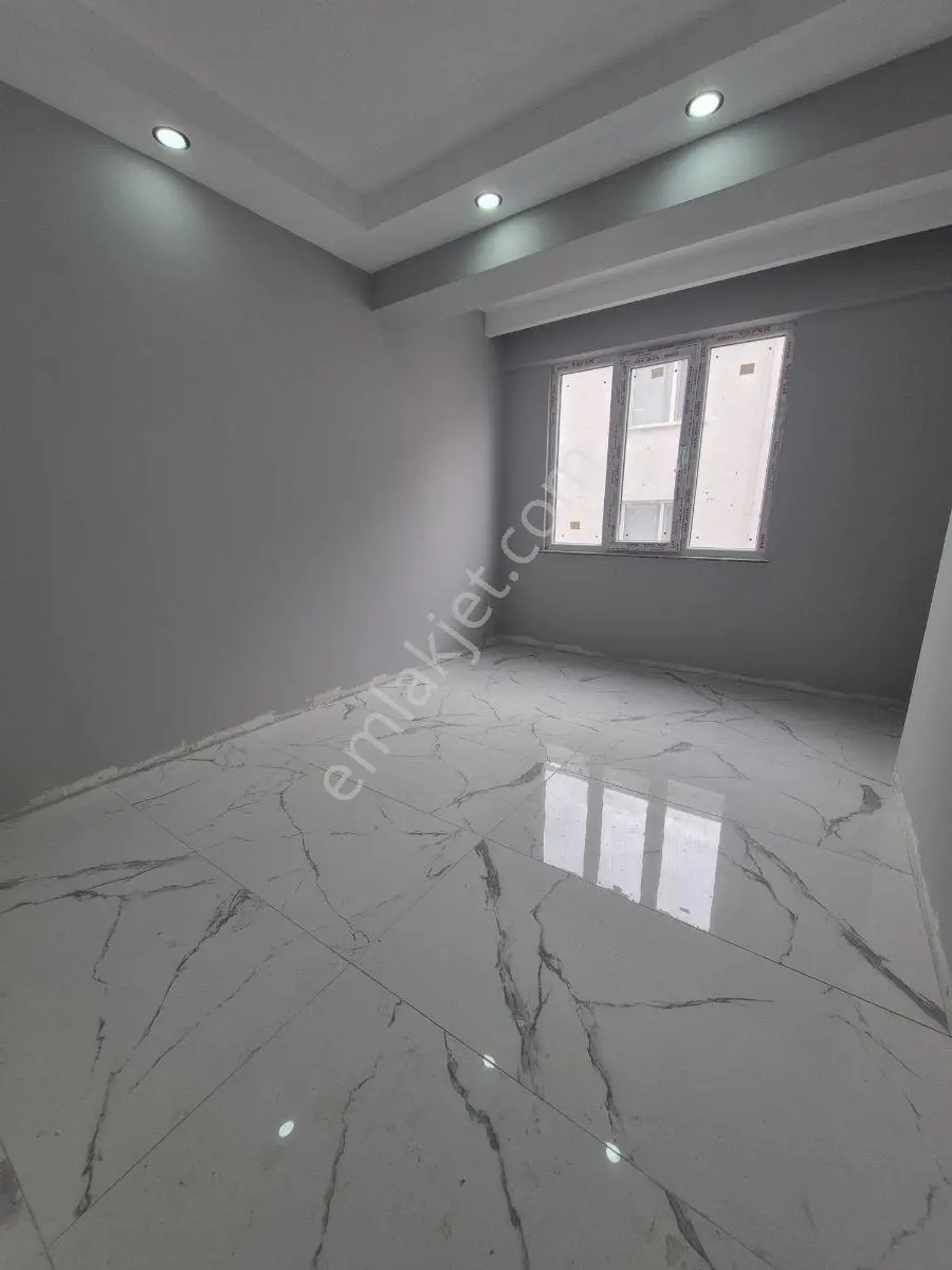 Au Çamlıca Mah. Tombakzade Blv. Yakını 1+1 Fırsat Apart — fotoğraf 7