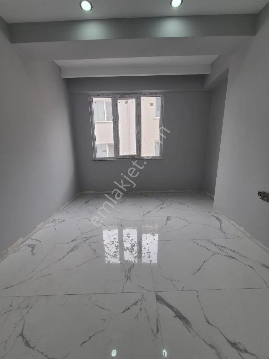 Au Çamlıca Mah. Tombakzade Blv. Yakını 1+1 Fırsat Apart — fotoğraf 8