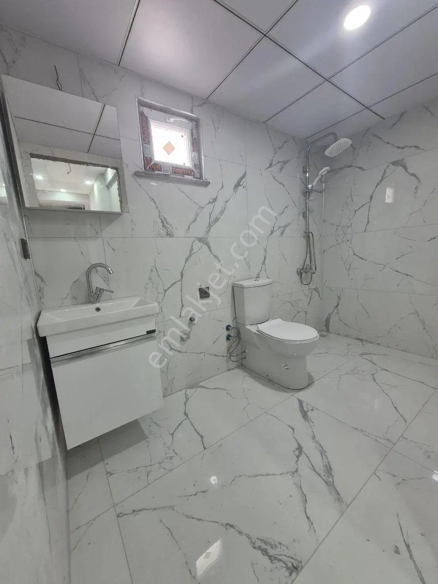 Au Çamlıca Mah. Tombakzade Blv. Yakını 1+1 Fırsat Apart — fotoğraf 9