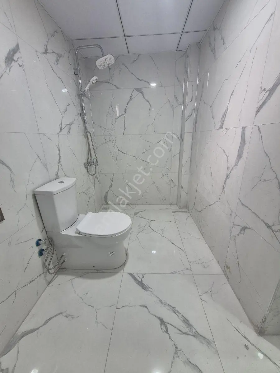 Au Çamlıca Mah. Tombakzade Blv. Yakını 1+1 Fırsat Apart — fotoğraf 10